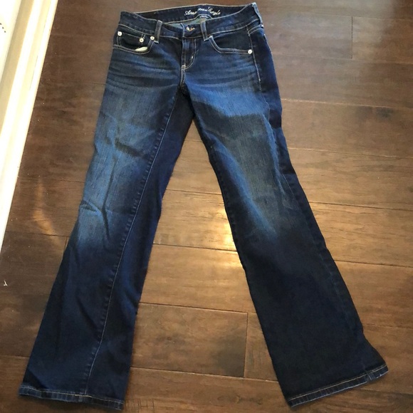 American Eagle Outfitters Denim - NWOT American Eagle favorite boyfriend jeans 2S American Eagle Outfitters Denim - NWOT American Eagle favorite boyfriend jeans 2S
